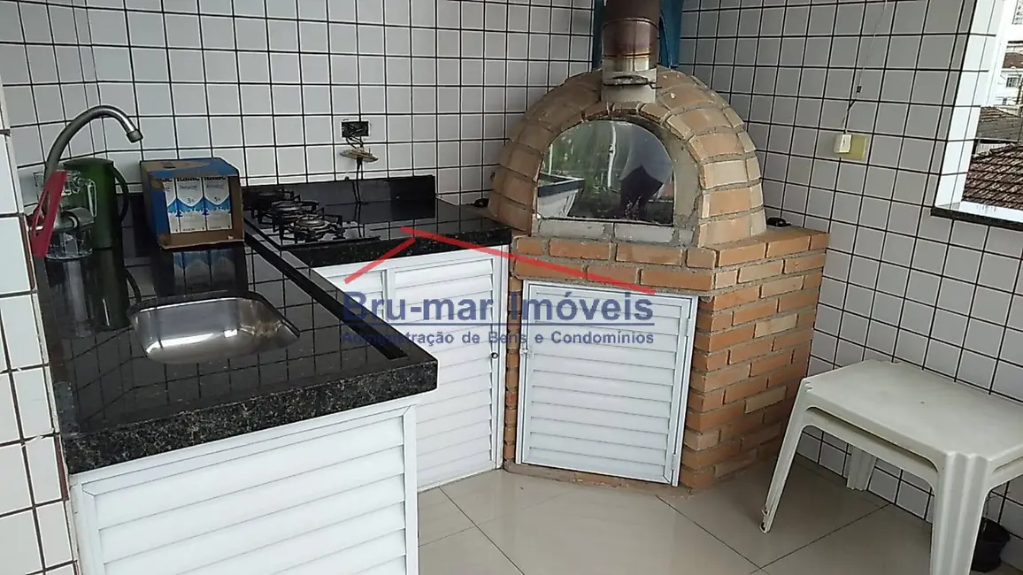 Sobrado com 3 quartos à venda, 210m2 em Centro, Sao Vicente - SP - imagem 1 Foto 1 de Sobrado com 3 quartos à venda, 210m2 em Centro, Sao Vicente - SP