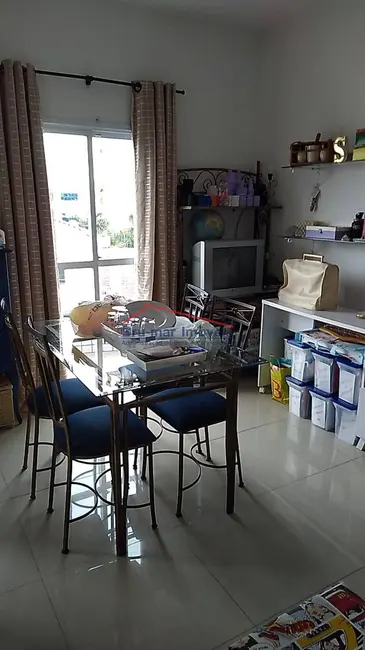 Sobrado com 3 quartos à venda, 210m2 em Centro, Sao Vicente - SP - imagem 9 Foto 9 de Sobrado com 3 quartos à venda, 210m2 em Centro, Sao Vicente - SP