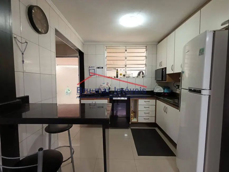 Apartamento com 2 quartos à venda, 68m2 em Vila Mathias, Santos - SP - imagem 3 Foto 3 de Apartamento com 2 quartos à venda, 68m2 em Vila Mathias, Santos - SP