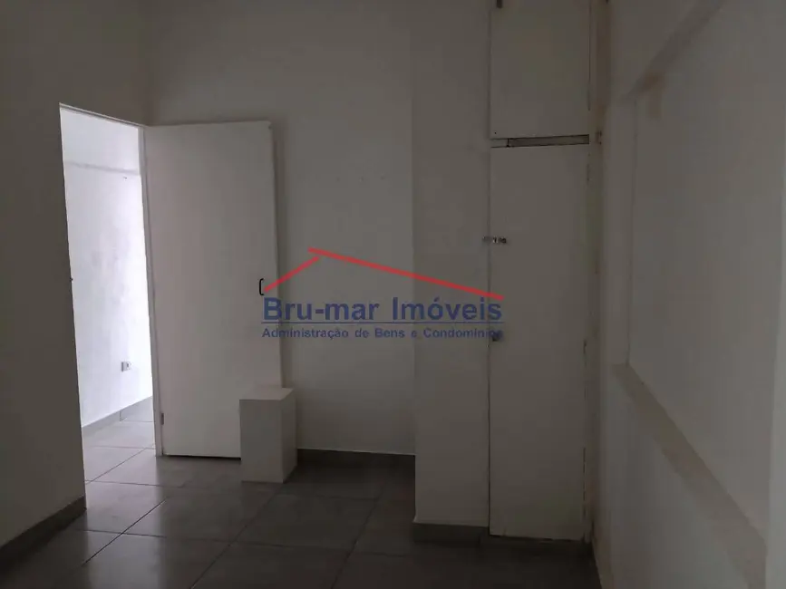Foto 4 de Loja à venda e para alugar, 55m2 em Gonzaga, Santos - SP