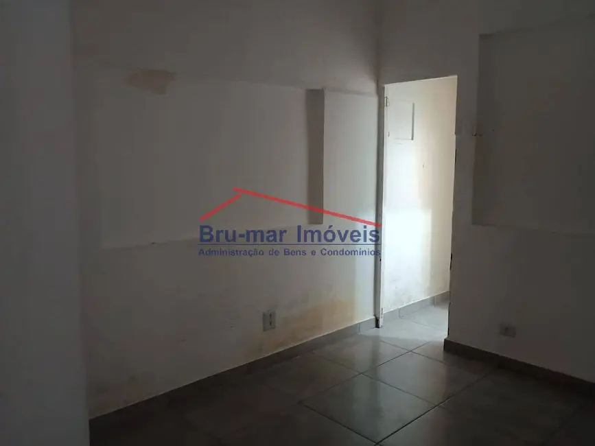 Foto 2 de Loja à venda e para alugar, 55m2 em Gonzaga, Santos - SP