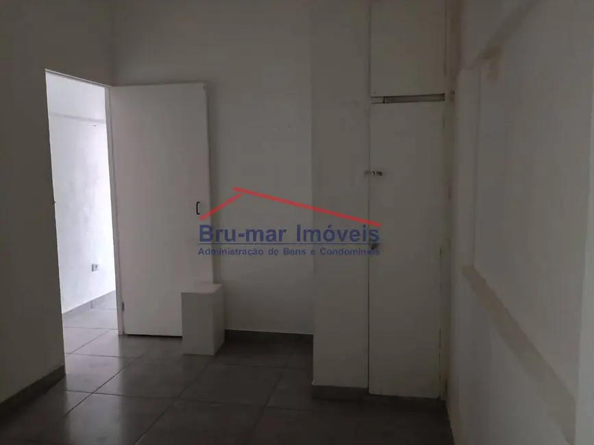 Foto 3 de Loja à venda e para alugar, 55m2 em Gonzaga, Santos - SP