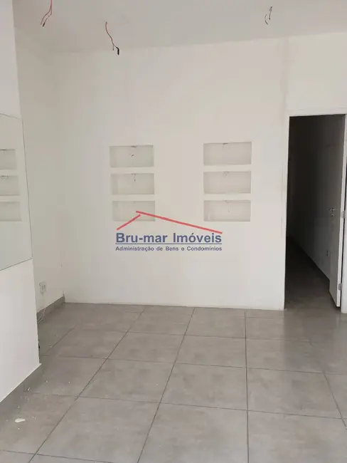 Foto 1 de Loja à venda e para alugar, 55m2 em Gonzaga, Santos - SP
