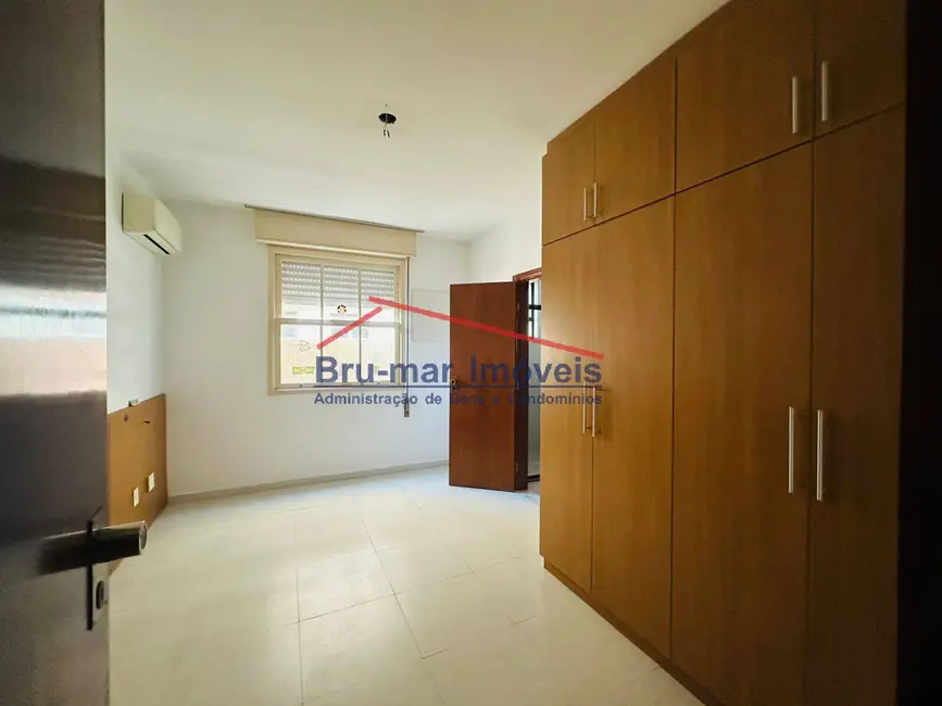 Foto 9 de Apartamento com 3 quartos à venda, 145m2 em Pompéia, Santos - SP