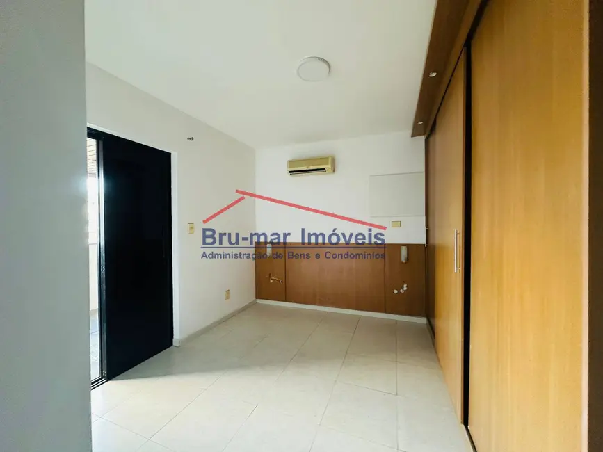 Foto 2 de Apartamento com 3 quartos à venda, 145m2 em Pompéia, Santos - SP