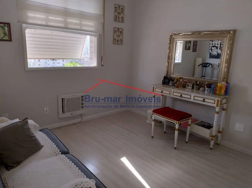 Apartamento com 2 quartos à venda, 118m2 em Gonzaga, Santos - SP - imagem 7 Foto 7 de Apartamento com 2 quartos à venda, 118m2 em Gonzaga, Santos - SP