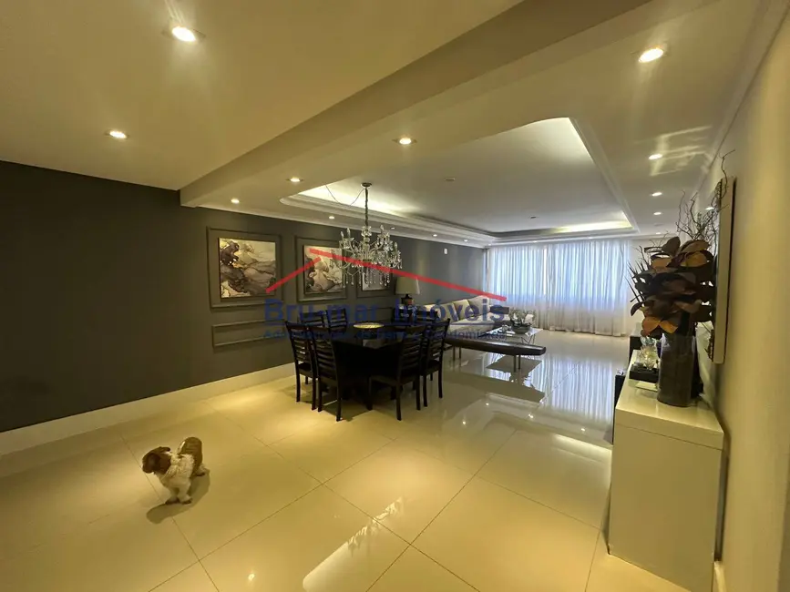 Apartamento com 3 quartos à venda, 185m2 em José Menino, Santos - SP - imagem 5 Foto 5 de Apartamento com 3 quartos à venda, 185m2 em José Menino, Santos - SP