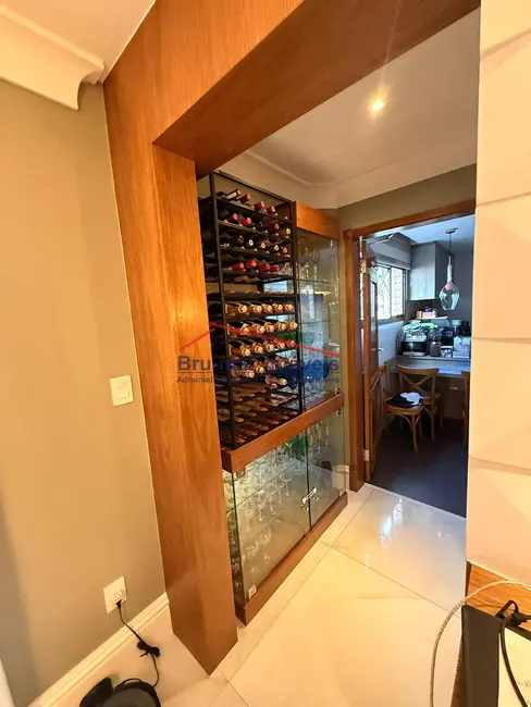 Foto 6 de Apartamento com 3 quartos à venda, 169m2 em Pompéia, Santos - SP