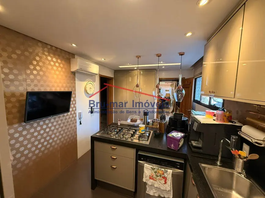 Foto 9 de Apartamento com 3 quartos à venda, 169m2 em Pompéia, Santos - SP