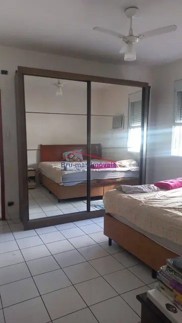 Apartamento com 3 quartos à venda, 134m2 em Encruzilhada, Santos - SP - imagem 5 Foto 5 de Apartamento com 3 quartos à venda, 134m2 em Encruzilhada, Santos - SP