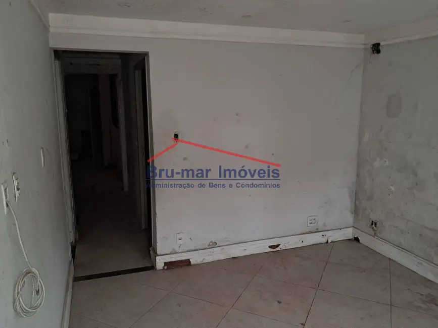 Sobrado com 2 quartos à venda, 150m2 em Vila Mathias, Santos - SP - imagem 5 Foto 5 de Sobrado com 2 quartos à venda, 150m2 em Vila Mathias, Santos - SP