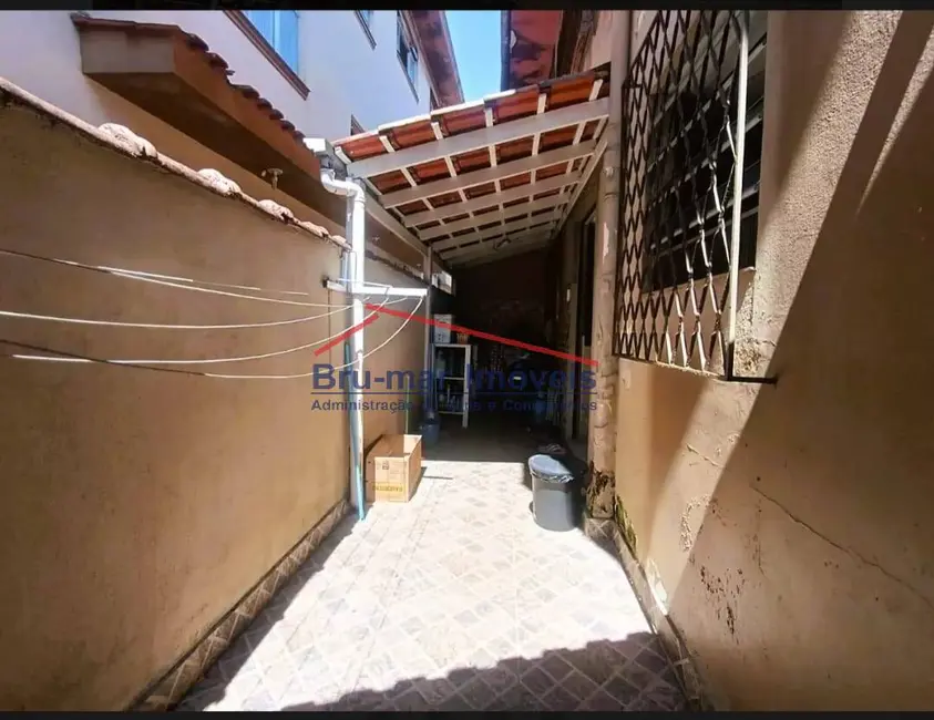 Casa com 3 quartos à venda, 114m2 em Encruzilhada, Santos - SP - imagem 7 Foto 7 de Casa com 3 quartos à venda, 114m2 em Encruzilhada, Santos - SP