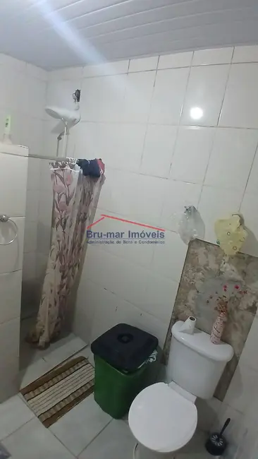 Casa com 3 quartos à venda, 90m2 em Encruzilhada, Santos - SP - imagem 8 Foto 8 de Casa com 3 quartos à venda, 90m2 em Encruzilhada, Santos - SP