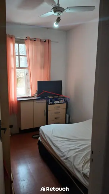 Casa com 3 quartos à venda, 90m2 em Encruzilhada, Santos - SP - imagem 4 Foto 4 de Casa com 3 quartos à venda, 90m2 em Encruzilhada, Santos - SP