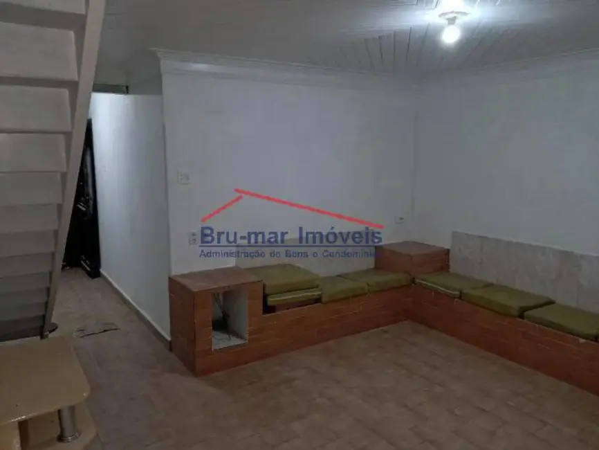 Sobrado com 3 quartos à venda, 140m2 em Macuco, Santos - SP - imagem 2 Foto 2 de Sobrado com 3 quartos à venda, 140m2 em Macuco, Santos - SP