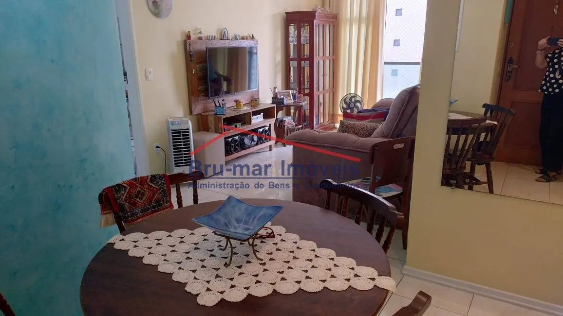 Foto 3 de Apartamento com 2 quartos à venda, 75m2 em Pompéia, Santos - SP