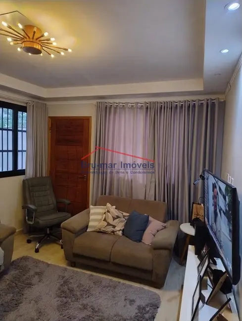 Casa com 2 quartos à venda, 75m2 em Marapé, Santos - SP - imagem 1 Foto 1 de Casa com 2 quartos à venda, 75m2 em Marapé, Santos - SP