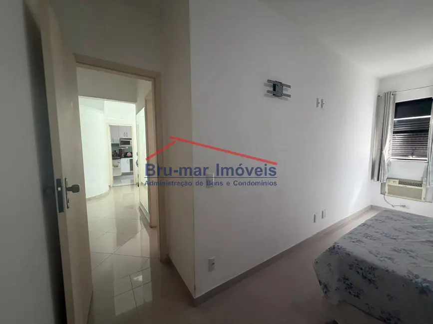 Foto 8 de Apartamento com 2 quartos à venda, 75m2 em Pompéia, Santos - SP