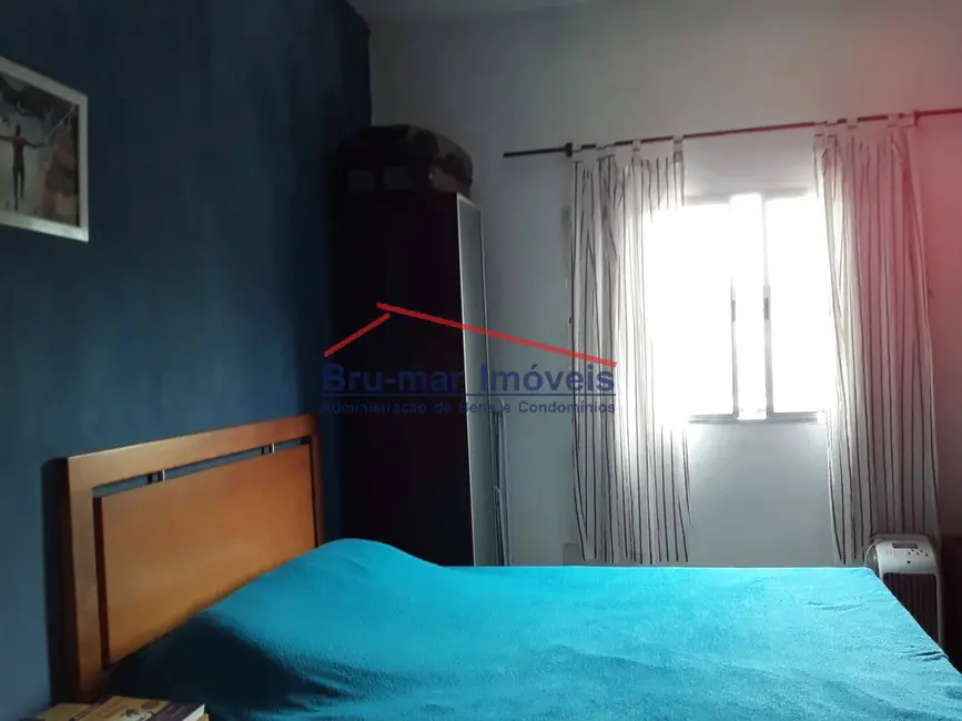 Foto 2 de Sobrado com 2 quartos à venda, 130m2 em São Jorge, Santos - SP