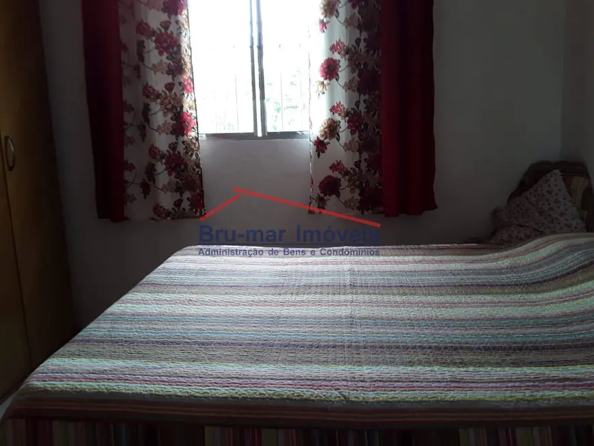 Foto 3 de Sobrado com 2 quartos à venda, 130m2 em São Jorge, Santos - SP