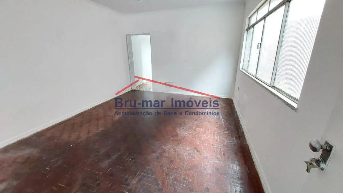 Foto 3 de Sobrado com 3 quartos à venda, 170m2 em Vila Belmiro, Santos - SP