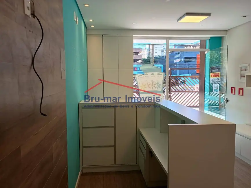 Foto 4 de Loja à venda e para alugar, 55m2 em Gonzaga, Santos - SP
