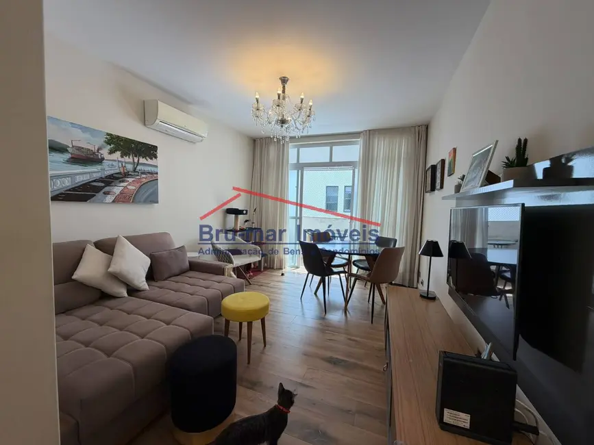 Foto 2 de Apartamento com 2 quartos à venda, 86m2 em Gonzaga, Santos - SP