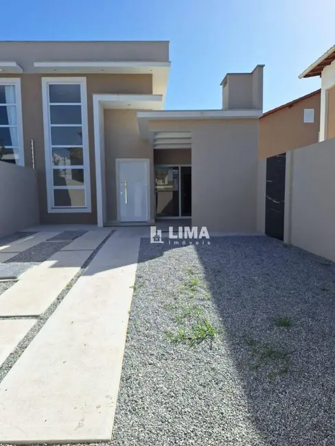 Casa com 2 quartos à venda, 120m2 em Ouro Verde, Rio Das Ostras - RJ - imagem 2 Foto 2 de Casa com 2 quartos à venda, 120m2 em Ouro Verde, Rio Das Ostras - RJ
