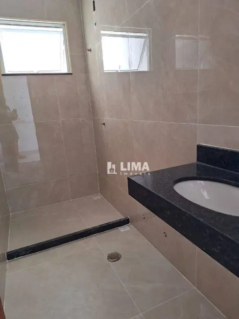Casa com 2 quartos à venda, 120m2 em Ouro Verde, Rio Das Ostras - RJ - imagem 9 Foto 9 de Casa com 2 quartos à venda, 120m2 em Ouro Verde, Rio Das Ostras - RJ