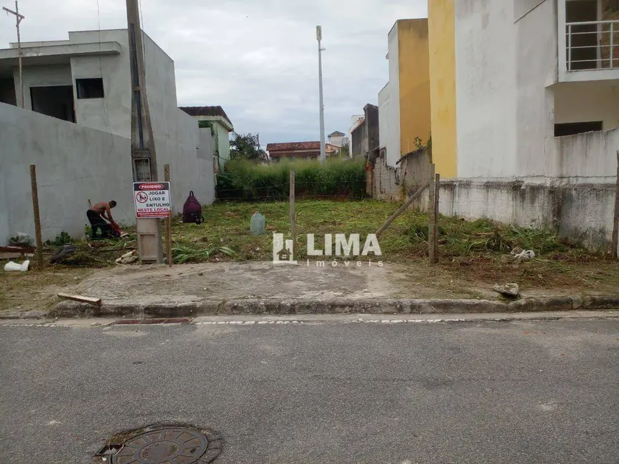 Foto 1 de Terreno / Lote à venda, 360m2 em Recreio, Rio Das Ostras - RJ