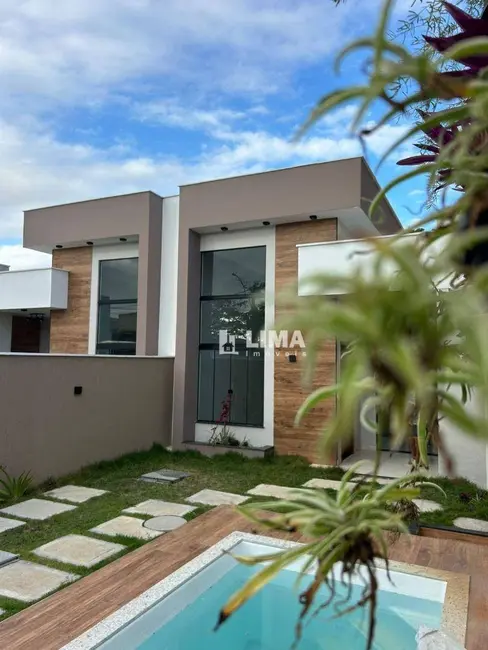 Foto 5 de Casa com 4 quartos à venda, 180m2 em Recreio, Rio Das Ostras - RJ