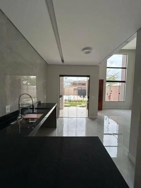 Foto 7 de Casa com 4 quartos à venda, 180m2 em Recreio, Rio Das Ostras - RJ