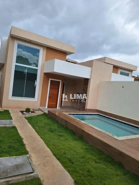 Casa com 3 quartos à venda, 210m2 em Village Rio das Ostras, Rio Das Ostras - RJ - imagem 3 Foto 3 de Casa com 3 quartos à venda, 210m2 em Village Rio das Ostras, Rio Das Ostras - RJ