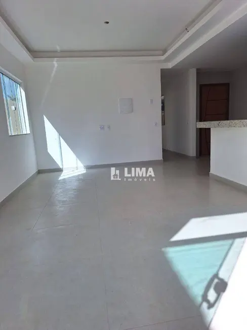 Casa com 3 quartos à venda, 210m2 em Village Rio das Ostras, Rio Das Ostras - RJ - imagem 5 Foto 5 de Casa com 3 quartos à venda, 210m2 em Village Rio das Ostras, Rio Das Ostras - RJ