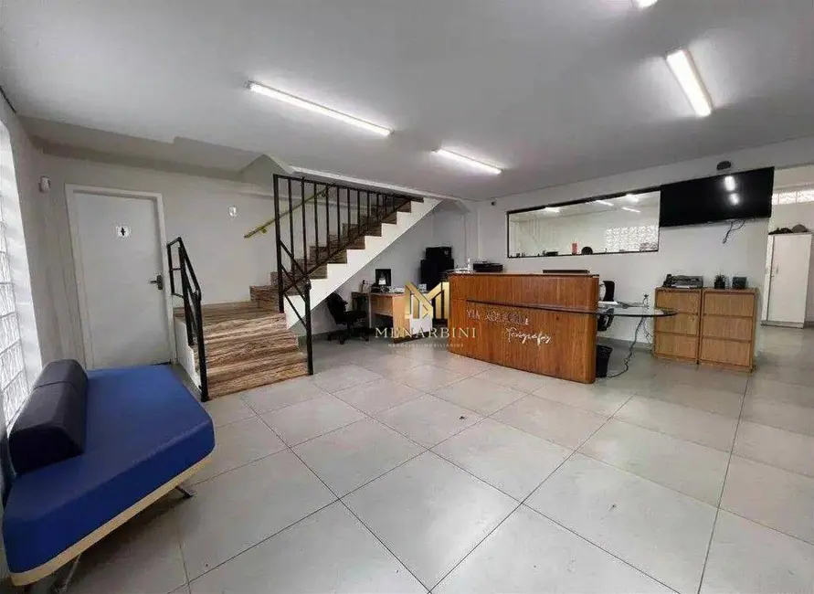 Armazém / Galpão à venda, 1200m2 em Santo Andre - SP - imagem 5 Foto 5 de Armazém / Galpão à venda, 1200m2 em Santo Andre - SP