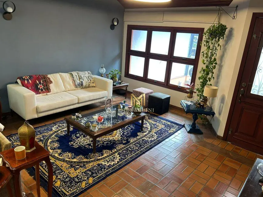Foto 1 de Sobrado com 4 quartos à venda, 245m2 em Vila Bastos, Santo Andre - SP