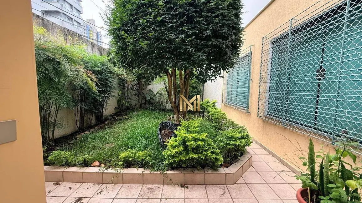 Casa com 4 quartos à venda, 400m2 em Jardim, Santo Andre - SP - imagem 2 Foto 2 de Casa com 4 quartos à venda, 400m2 em Jardim, Santo Andre - SP
