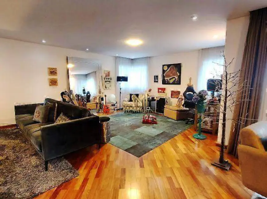 Apartamento com 3 quartos à venda, 251m2 em Santo Antônio, Sao Caetano Do Sul - SP - imagem 5 Foto 5 de Apartamento com 3 quartos à venda, 251m2 em Santo Antônio, Sao Caetano Do Sul - SP