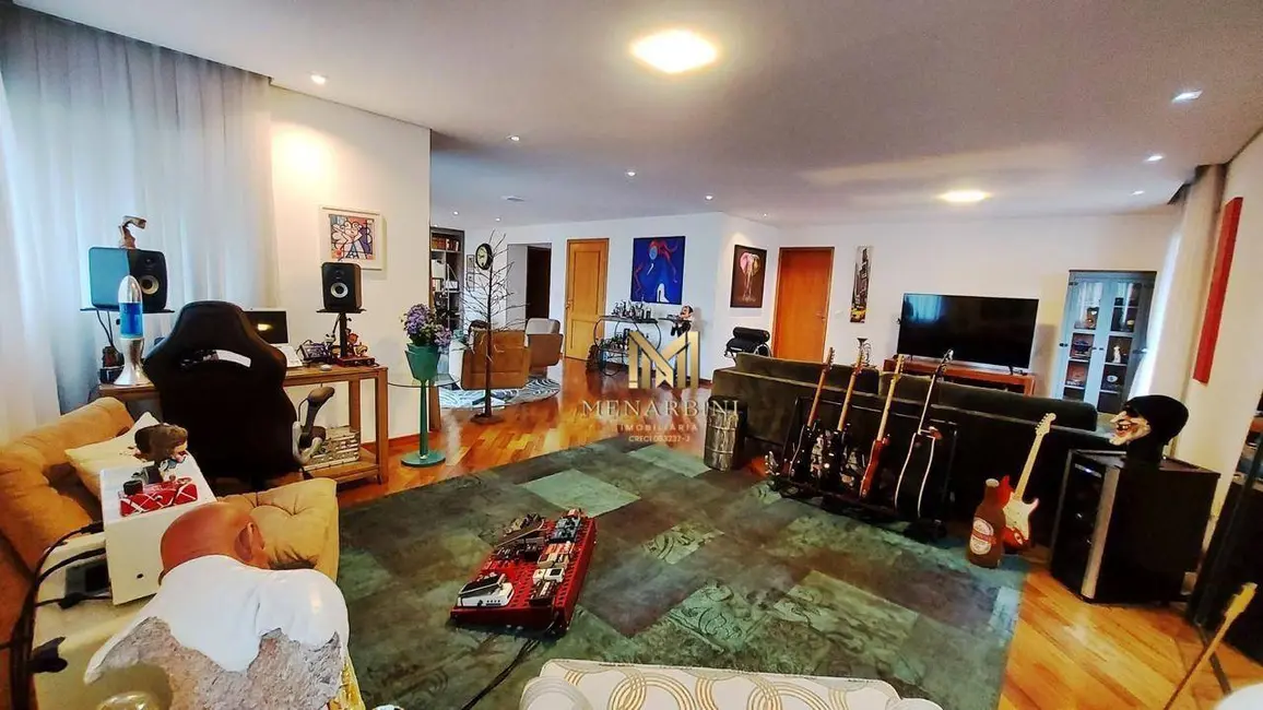 Apartamento com 3 quartos à venda, 251m2 em Santo Antônio, Sao Caetano Do Sul - SP - imagem 4 Foto 4 de Apartamento com 3 quartos à venda, 251m2 em Santo Antônio, Sao Caetano Do Sul - SP