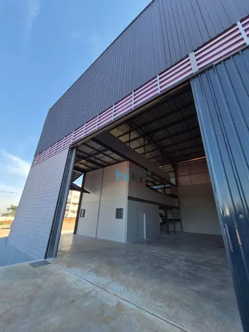 Armazém / Galpão à venda e para alugar, 1200m2 em Éden, Sorocaba - SP - imagem 4 Foto 4 de Armazém / Galpão à venda e para alugar, 1200m2 em Éden, Sorocaba - SP