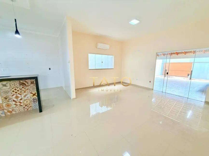 Foto 5 de Casa com 3 quartos à venda, 300m2 em Residencial Drummond, Ituiutaba - MG