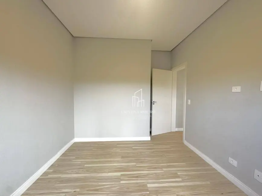 Casa de Condomínio com 3 quartos à venda, 300m2 em Cacapava - SP - imagem 7 Foto 7 de Casa de Condomínio com 3 quartos à venda, 300m2 em Cacapava - SP