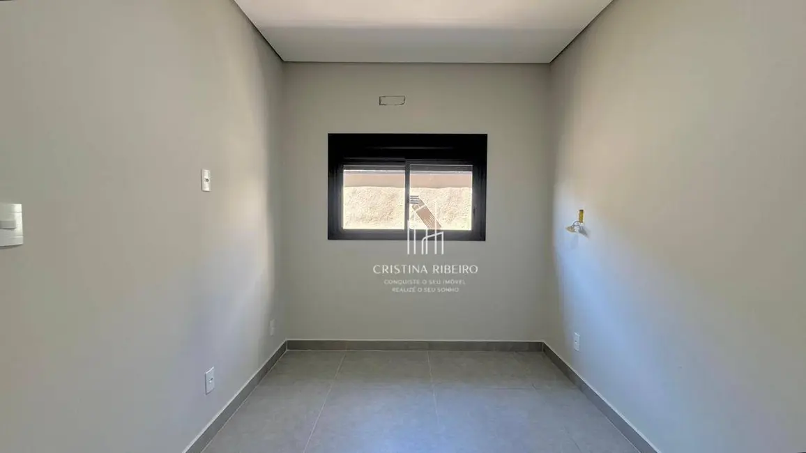 Casa de Condomínio com 3 quartos à venda, 360m2 em Parque Residencial Maria Elmira, Cacapava - SP - imagem 7 Foto 7 de Casa de Condomínio com 3 quartos à venda, 360m2 em Parque Residencial Maria Elmira, Cacapava - SP