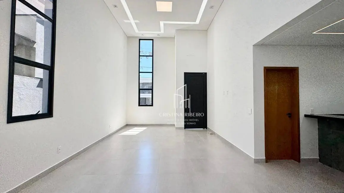 Foto 3 de Casa de Condomínio com 3 quartos à venda, 360m2 em Parque Residencial Maria Elmira, Cacapava - SP