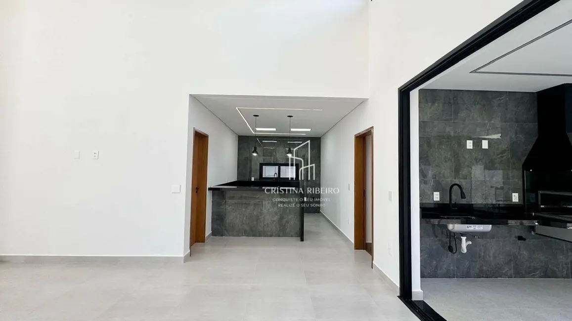 Foto 4 de Casa de Condomínio com 3 quartos à venda, 360m2 em Parque Residencial Maria Elmira, Cacapava - SP