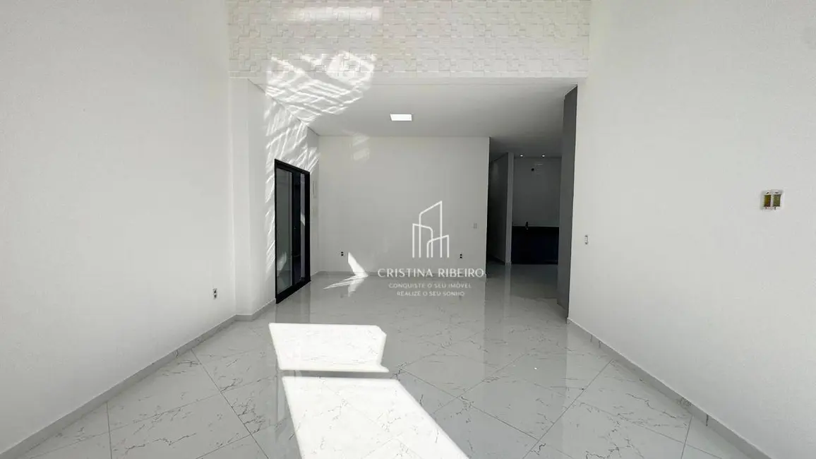 Foto 3 de Casa de Condomínio com 3 quartos à venda, 250m2 em Cacapava - SP