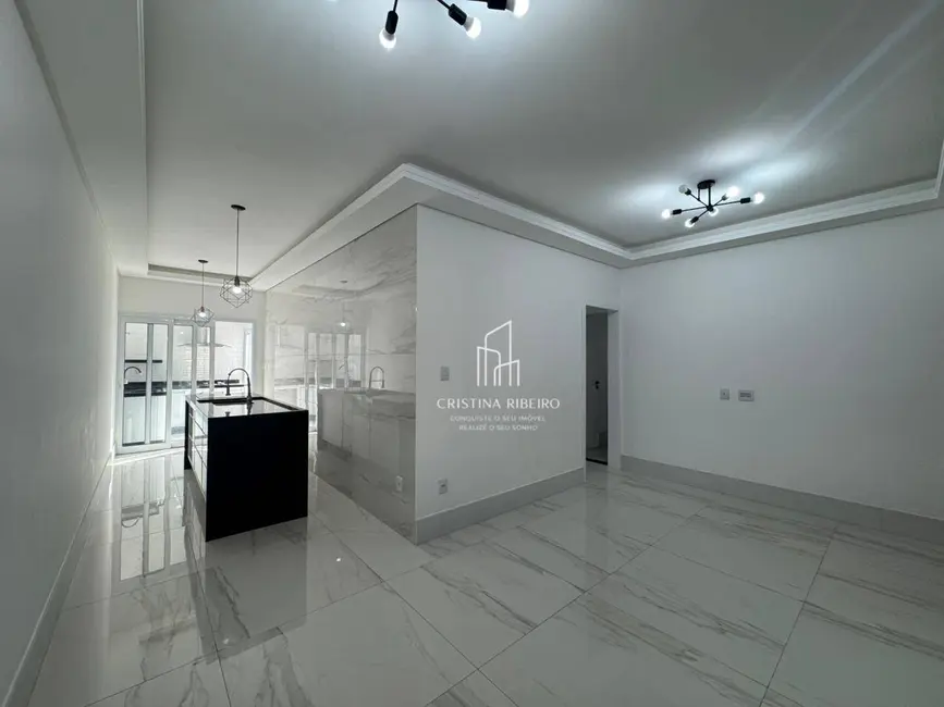 Foto 3 de Casa com 3 quartos à venda, 204m2 em Jardim Julieta, Cacapava - SP