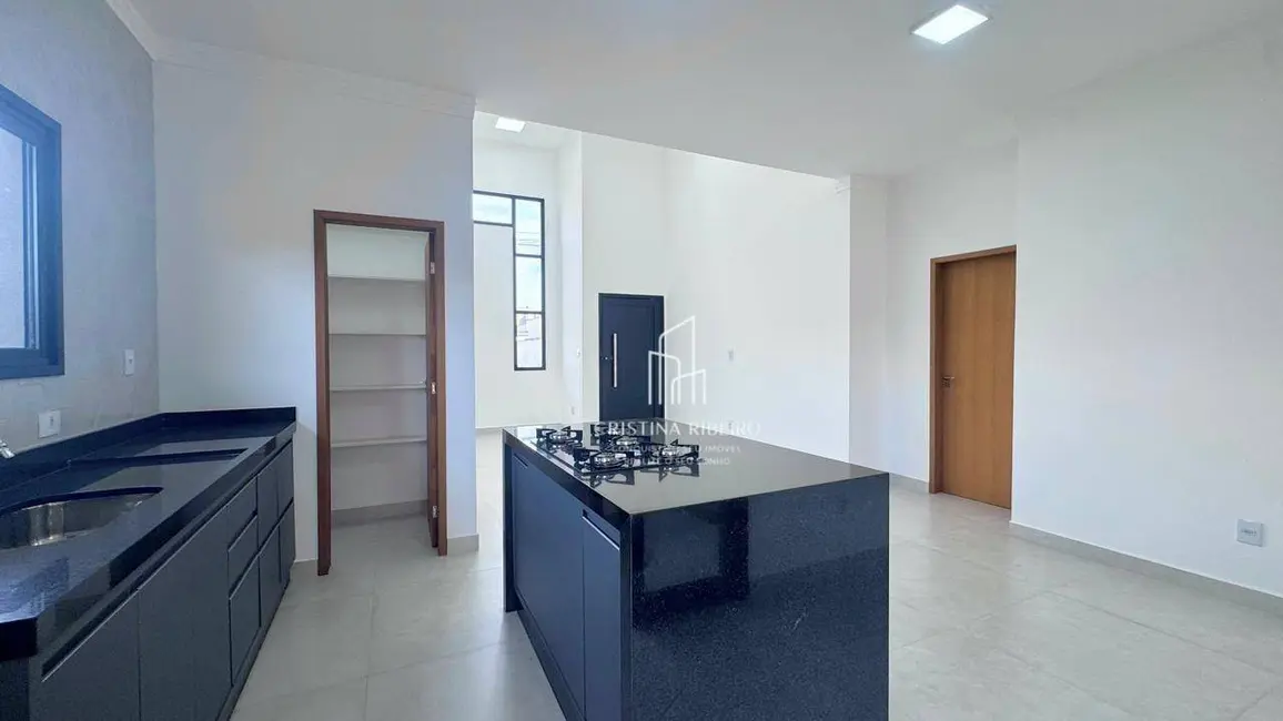 Foto 8 de Casa de Condomínio com 3 quartos à venda, 300m2 em Cacapava - SP