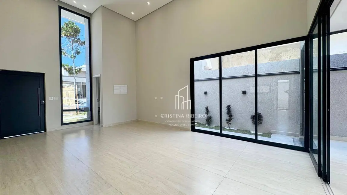 Foto 2 de Casa de Condomínio com 3 quartos à venda, 300m2 em Jardim Santa Tereza, Taubate - SP