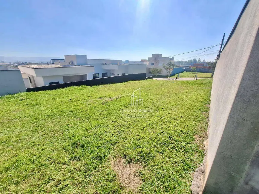 Foto 4 de Terreno / Lote à venda, 300m2 em Bairro do Grama, Cacapava - SP